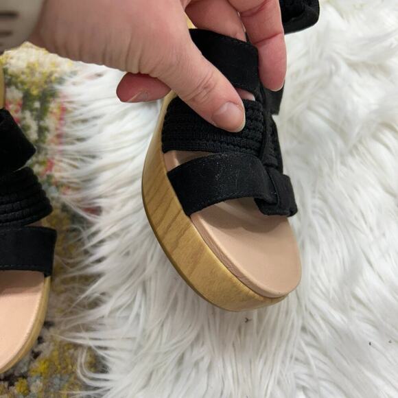 Dr. Scholl's Neutral Black Chunky Platform Heeled Blossom Sandal 7.5 - Picture 5 of 11